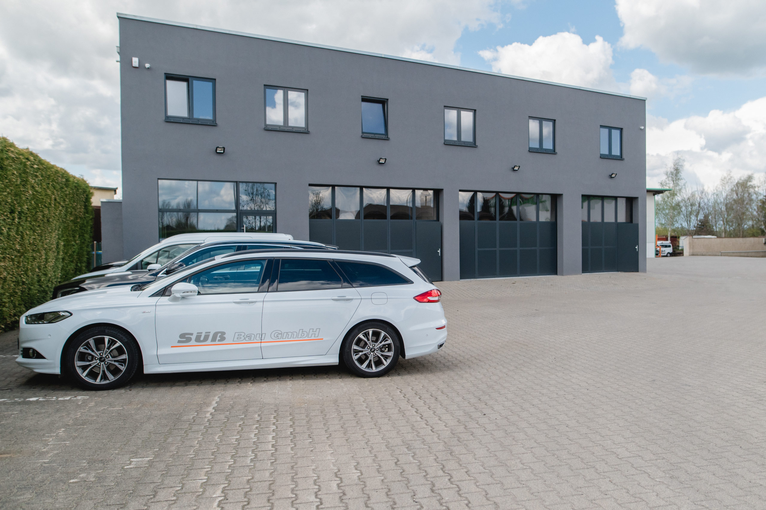 Mehrzeckgebäude Pönitzer Weg 1a